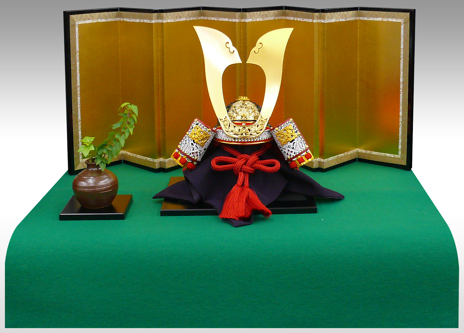 力石鎧秀、力石甲人作 兜美術工芸飾り 作品例 岐阜県美濃加茂市 人形処 