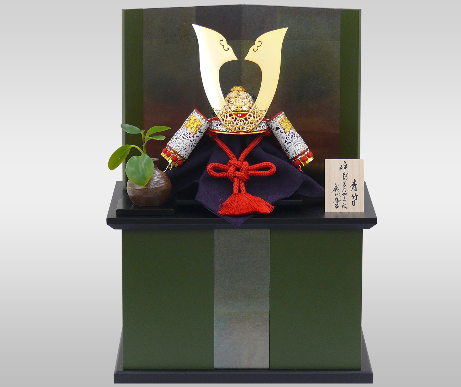 力石甲人作 兜美術工芸飾り 作品例 岐阜県美濃加茂市 人形処橋本屋