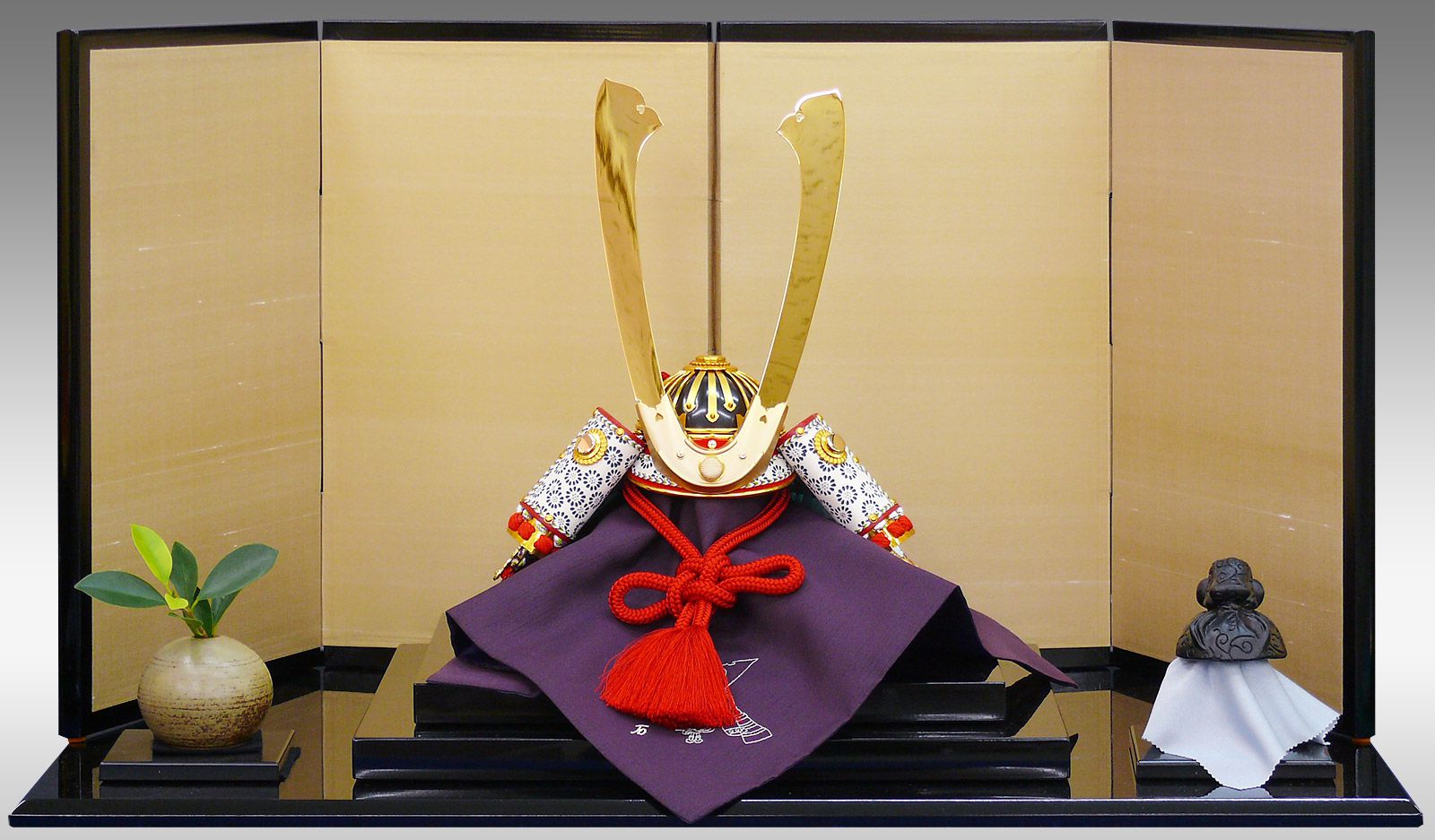 力石鎧秀、力石甲人作 鎧美術工芸飾り 作品例 岐阜県美濃加茂市