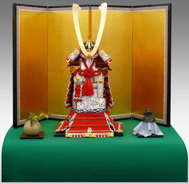 力石甲人、力石鎧秀作国宝奉納鎧飾り作品例 岐阜県美濃加茂市 人形処橋本屋