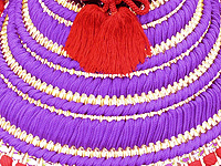 紫糸威兜